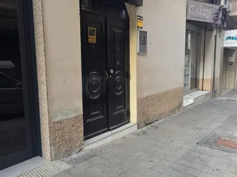 Local comercial en Carrer Canonge Brugulat, 20