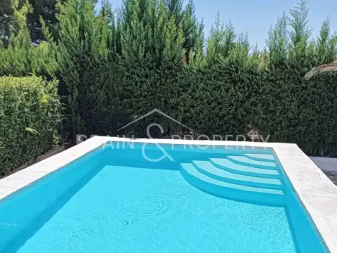 Chalet en Montserrat