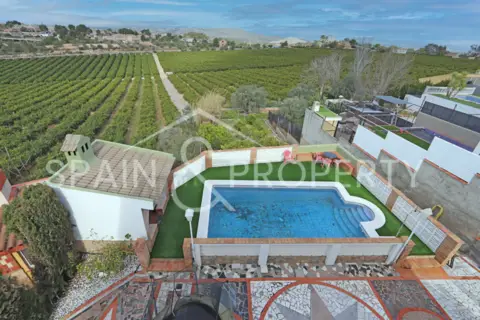 Chalet en Montserrat