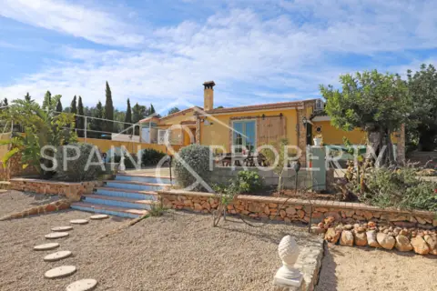Chalet en Montserrat