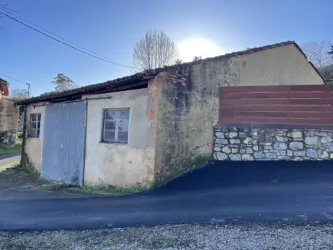 Casa en calle Porrua, nº 1