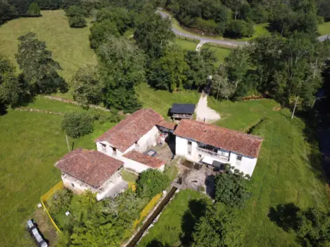 Chalet rústico en calle Mere