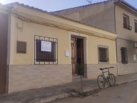 Casa en calle de Gabriel Campillo, 43