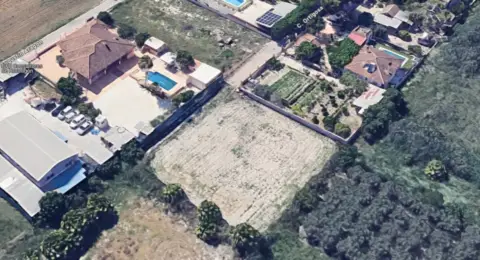 Terreno en calle Ortigosa