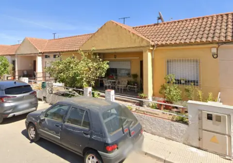 Casa adosada en calle Sofocles