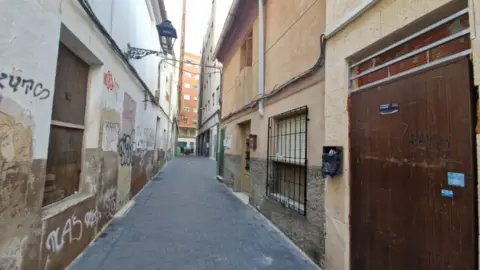 Casa adosada en calle Val