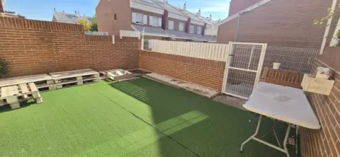 Casa adosada en Avenida de los Rectores