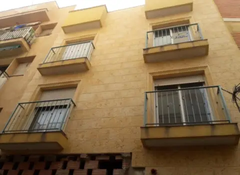 Edificio en calle de la Palmera