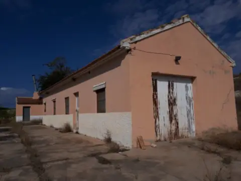 Casa en calle Ds Diseminados Polígono 39 Parcela 40