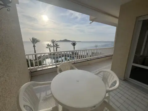 Apartamento en Urbanización Cabo Romano