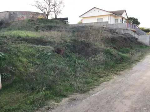 Terreno en Urb.  Vall de Montserrat