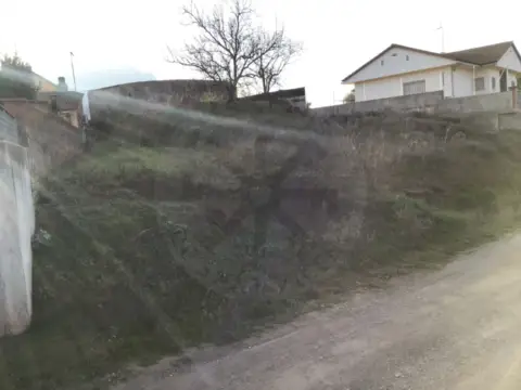 Terreno en Urb.  Vall de Montserrat