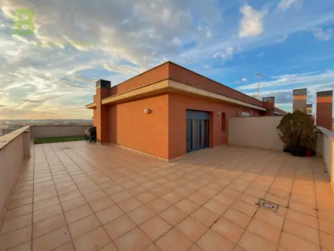 Piso en calle Merce Rodoreda