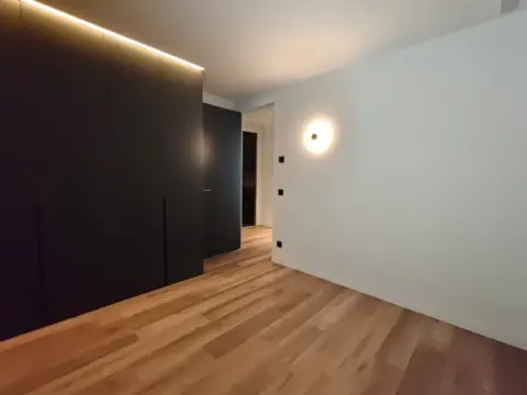 Appartement 3 chambres à vendre à Andorra la Vella, Andorre-la-Vieille · 60 sur 60