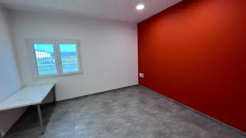 Nave comercial en Poligono Romica
