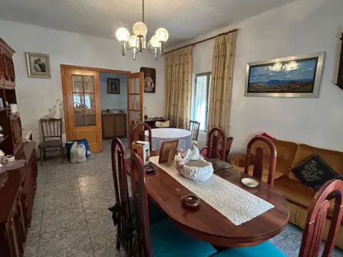 Casa en Hoya Gonzalo