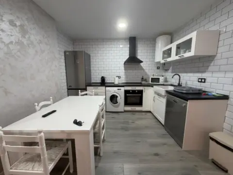 Casa pareada en Madrigueras