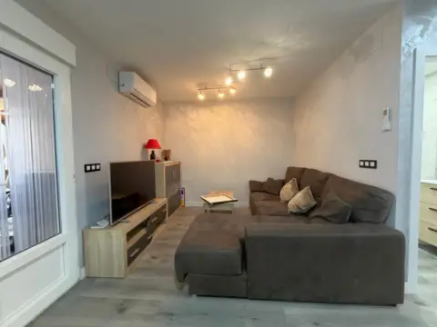 Casa pareada en Madrigueras