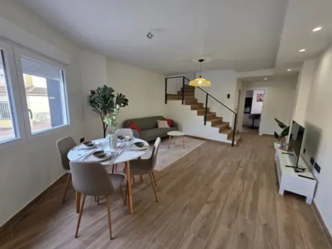 Casa adosada en Pozo Cañada