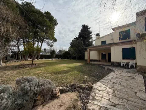 Chalet en Pedanías y Barrios Rurales