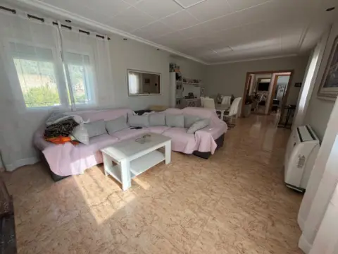 Chalet en Almansa
