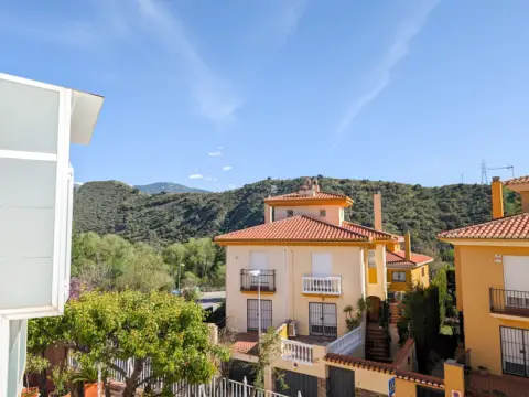 Casa en calle Sala de los Reyes, 4