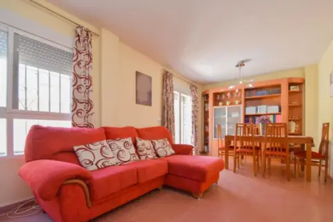 Casa en Avenida Pablo Picasso, nº 2