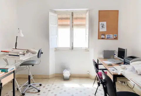 Piso en Carretera de la Sierra, 24