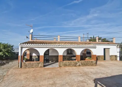 Finca rústica en Polígono Pol. 32 Parc. 266. Pago Las Cañas en Puntalón