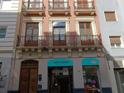 Piso en calle Alhóndiga, 23