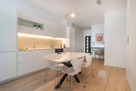 Piso en calle de Recaredo