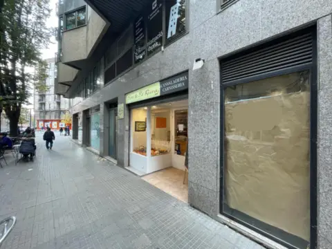 Commercial space in Carrer del Bisbe Morgades