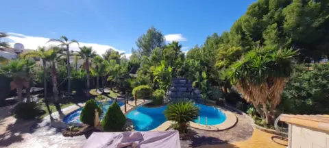 Chalet unifamiliar en Avinguda Coloma
