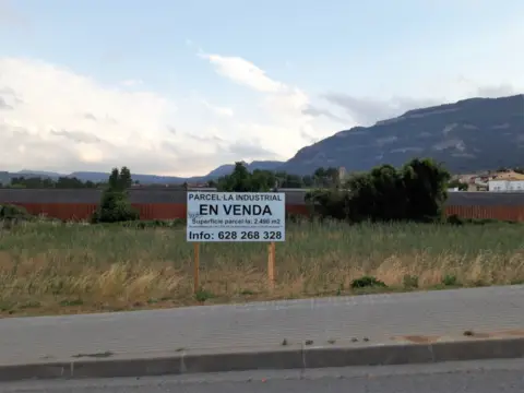 Terreno en Centelles