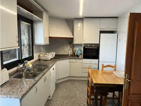 Chalet 7 chambres à vendre à Juberri, Sant Julià de Lòria · 3 sur 60