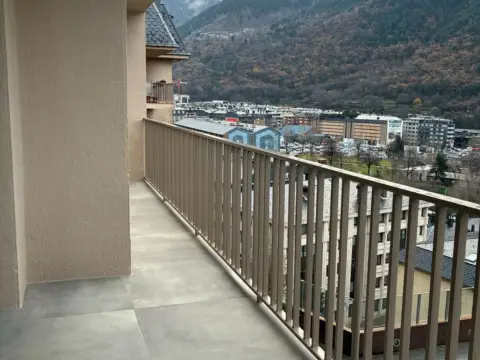 3-bedroom flat for sale in Andorra la Vella · 15 of 17