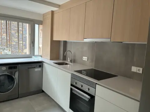 3-bedroom flat for sale in Andorra la Vella · 3 of 17