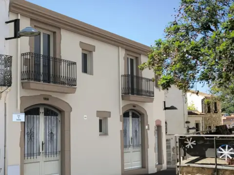 Casa en Carrer de Cervantes, 1