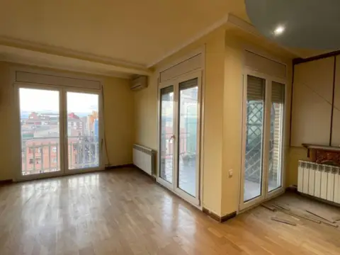 Piso en Carrer Ermengol VI
