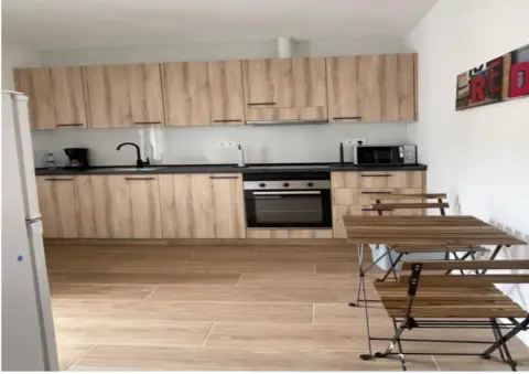 Habitación en Carrer d'Anselm Clavé