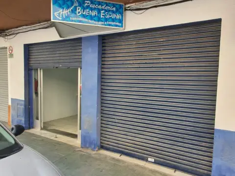 Local comercial en calle del Alcázar