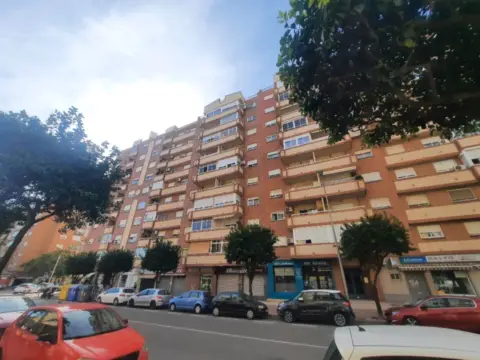 Piso en calle Carmen Conde