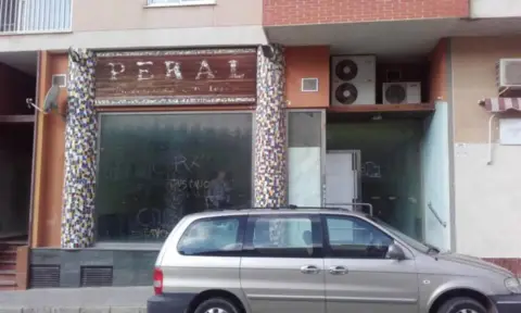 Local comercial en calle de Cañizares