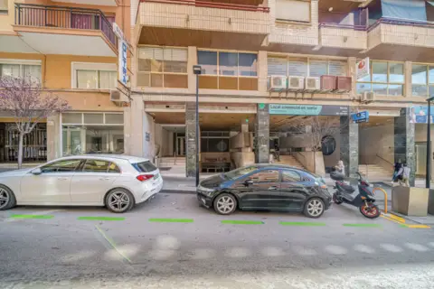 Local comercial en Avinguda de Ifach