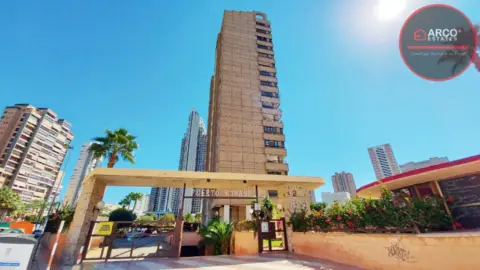 Piso en Avenida de Altea, 2