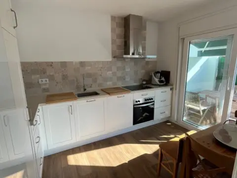 Casa en El Águila-Las Redes-Fuentebravía