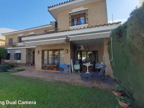 Casa en Pinar Alto-Crevillet-Menesteo