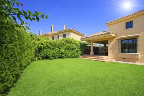 Casa en calle Juan Sebastián Elcano