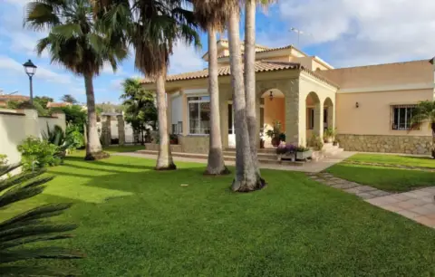 Casa en Vistahermosa