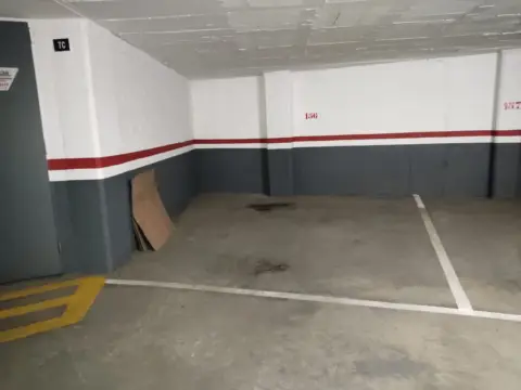Garaje en Migdia Casernes